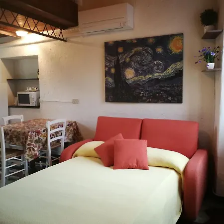 Apartment Bike Night-bike Friendly, Cozy Loft, Finale Ligure
